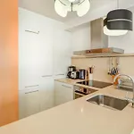 Lägenhet Sunset By Hello Homes *